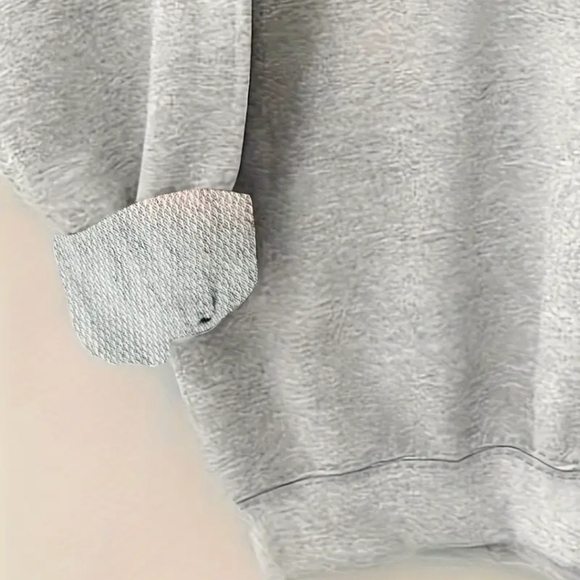 NEW! Round Neck Sweater with Merry Christmas Print Sz XXL - Picture 2 of 7